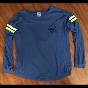 Long sleeve t-shirt